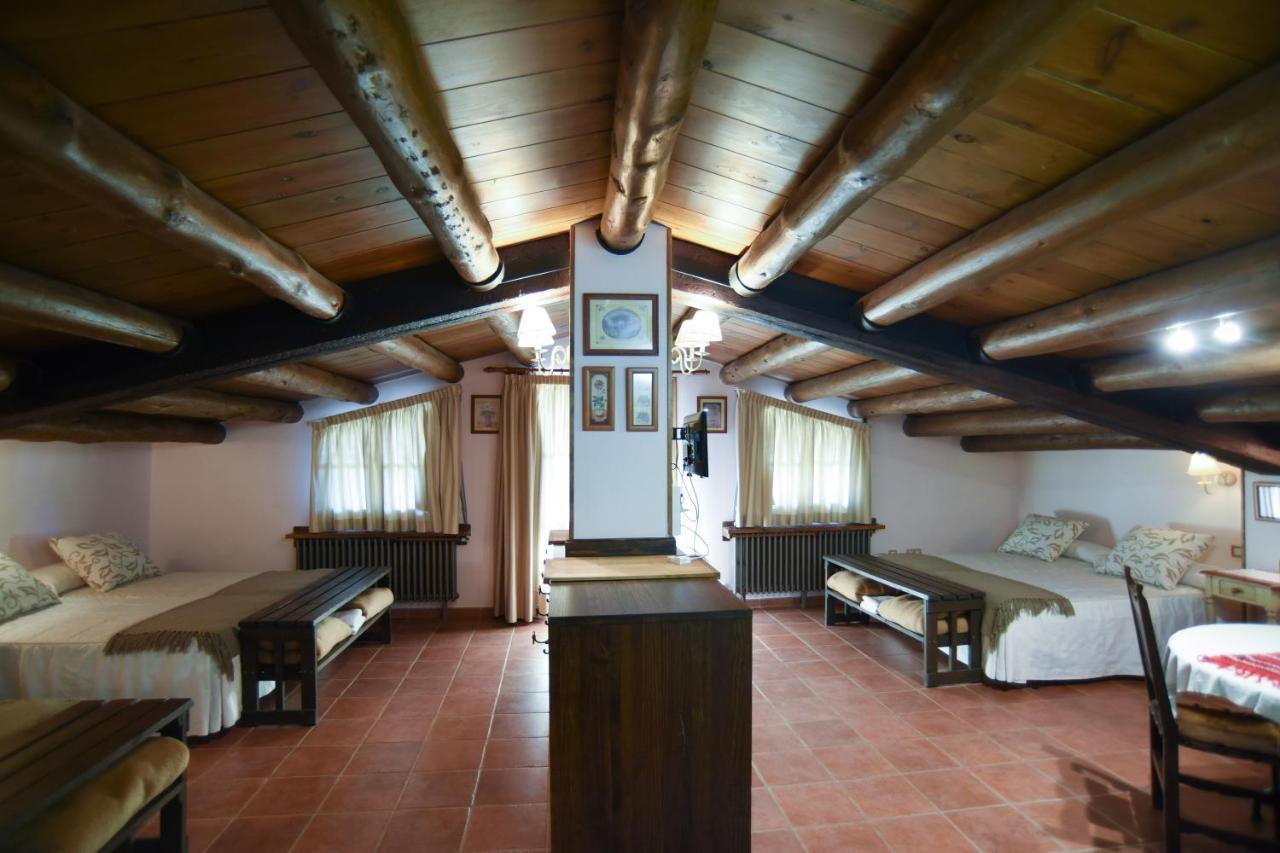 里波尔 Turisme Rural Mas Isoles旅馆 外观 照片