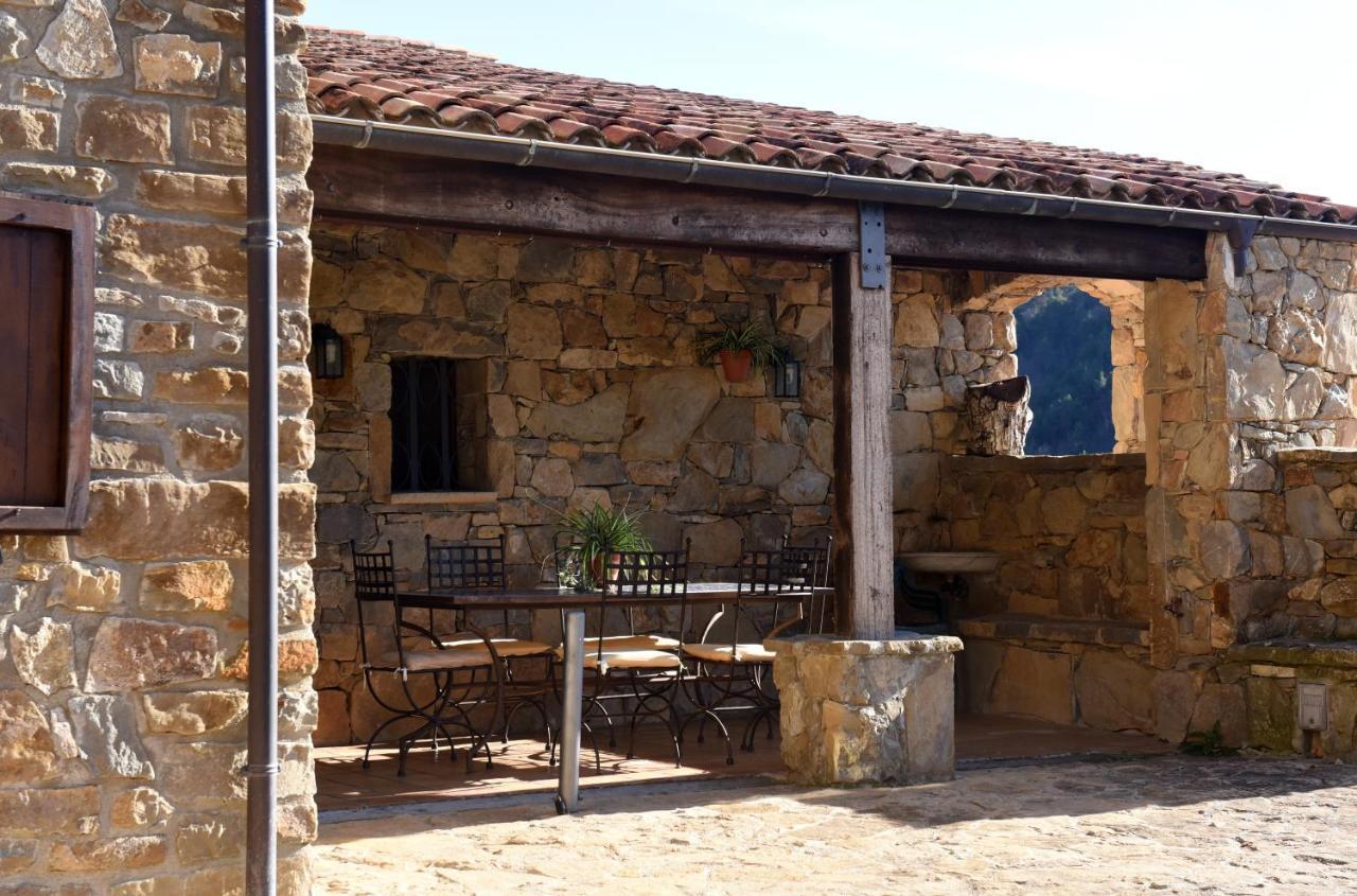 里波尔 Turisme Rural Mas Isoles旅馆 外观 照片